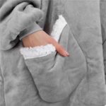 Patura tip hanorac, cu maneci, gluga si buzunare, material plus, marime universala, gri Mob360 - imagine 5