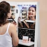 Oglinda de podea cu suport rotativ la 360°, cu spatiu de depozitare, 55x55x162 cm, alb cenusiu Mob360 - imagine 4