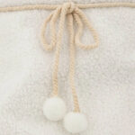 Husa decorativa tip fusta pentru bradul de Craciun, pufoasa, diametru 56 cm, alb Mob360 - imagine 3