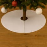 Covor pentru bradul de Craciun, diametru 100 cm, alb cu sclipici Mob360