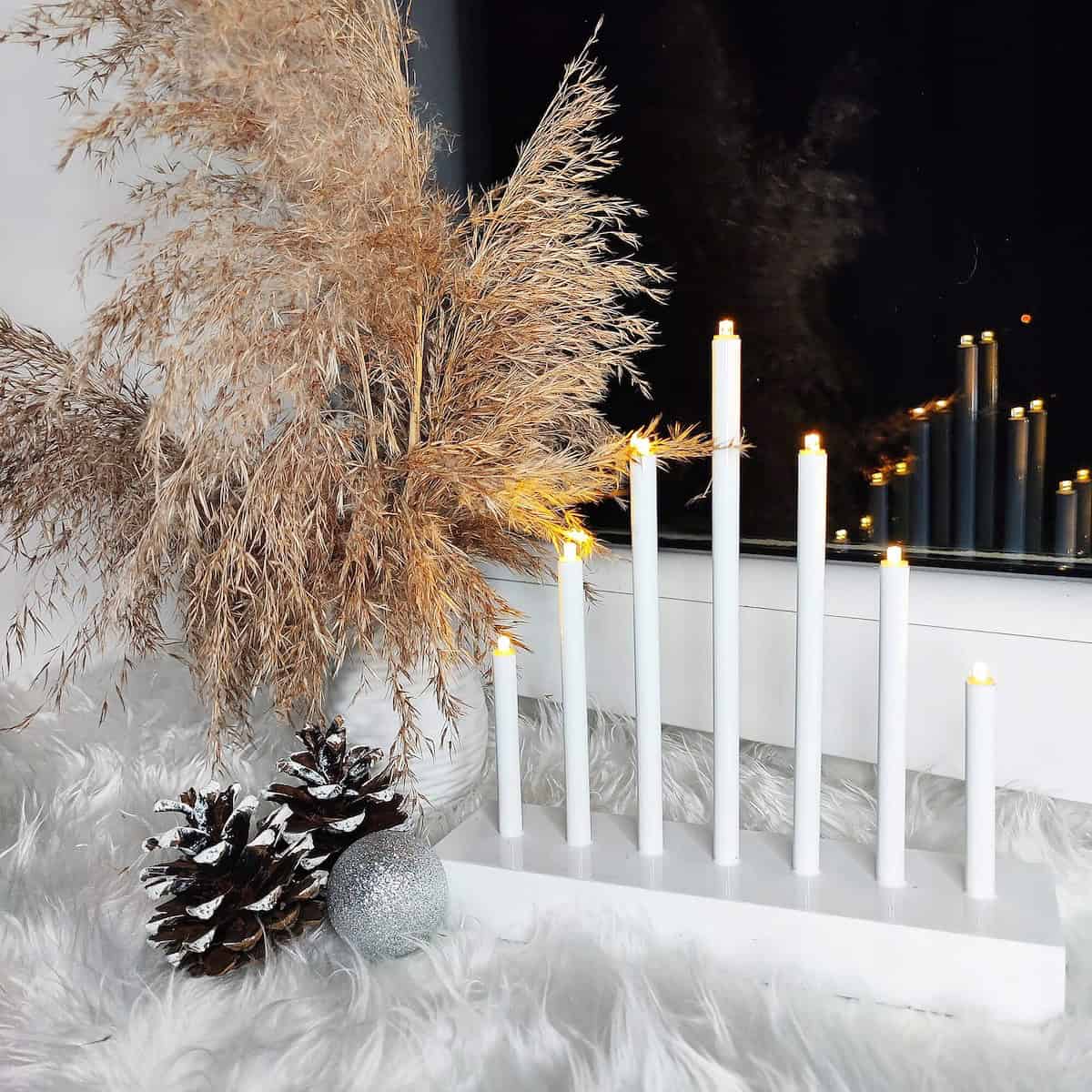 01-1 Lumanari decorative de Craciun, 7 becuri tip LED, culoare argintiu Mob360 - imagine 1