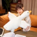 Jucarie gasca plus, tip perna, lavabila, umplutura hipoalergenica, pentru copii si adulti, 130 cm, alb cu portocaliu Mob360 - imagine 4